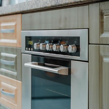 Gran Apartamento De 3 Habitaciones Junto A La Catedral Málaga Kültér fotó