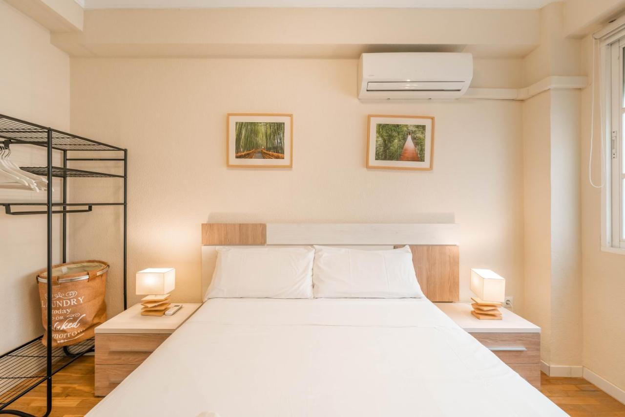 Gran Apartamento De 3 Habitaciones Junto A La Catedral Málaga Kültér fotó