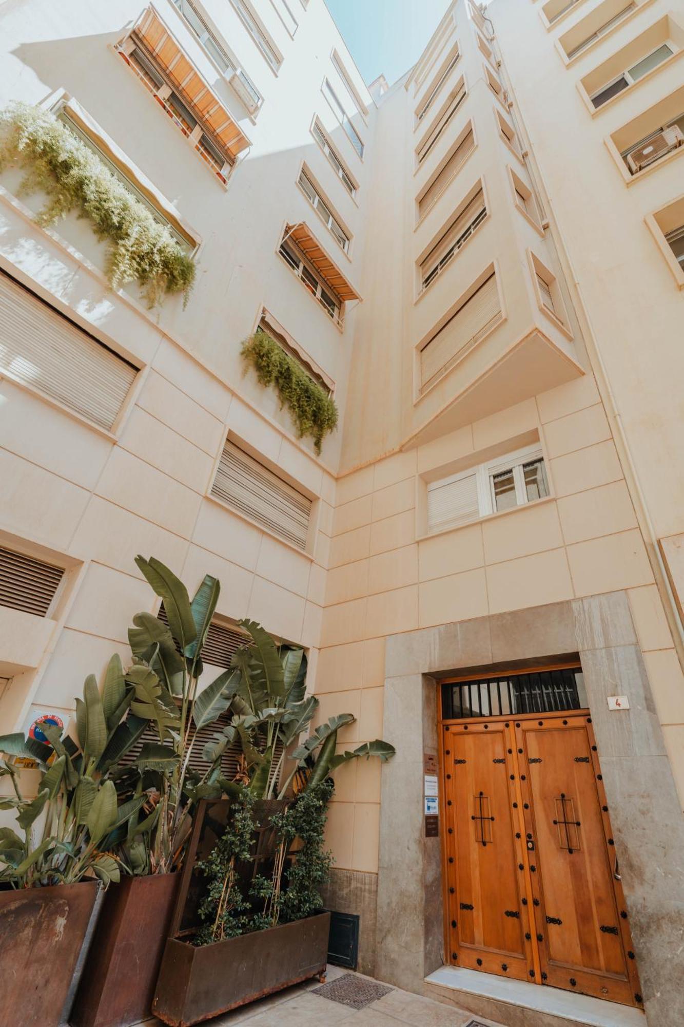 Gran Apartamento De 3 Habitaciones Junto A La Catedral Málaga Kültér fotó