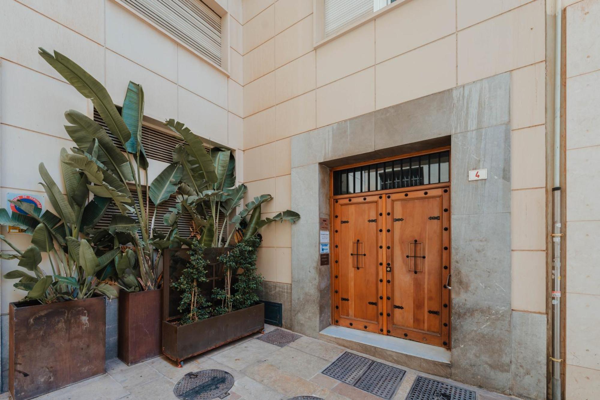 Gran Apartamento De 3 Habitaciones Junto A La Catedral Málaga Kültér fotó